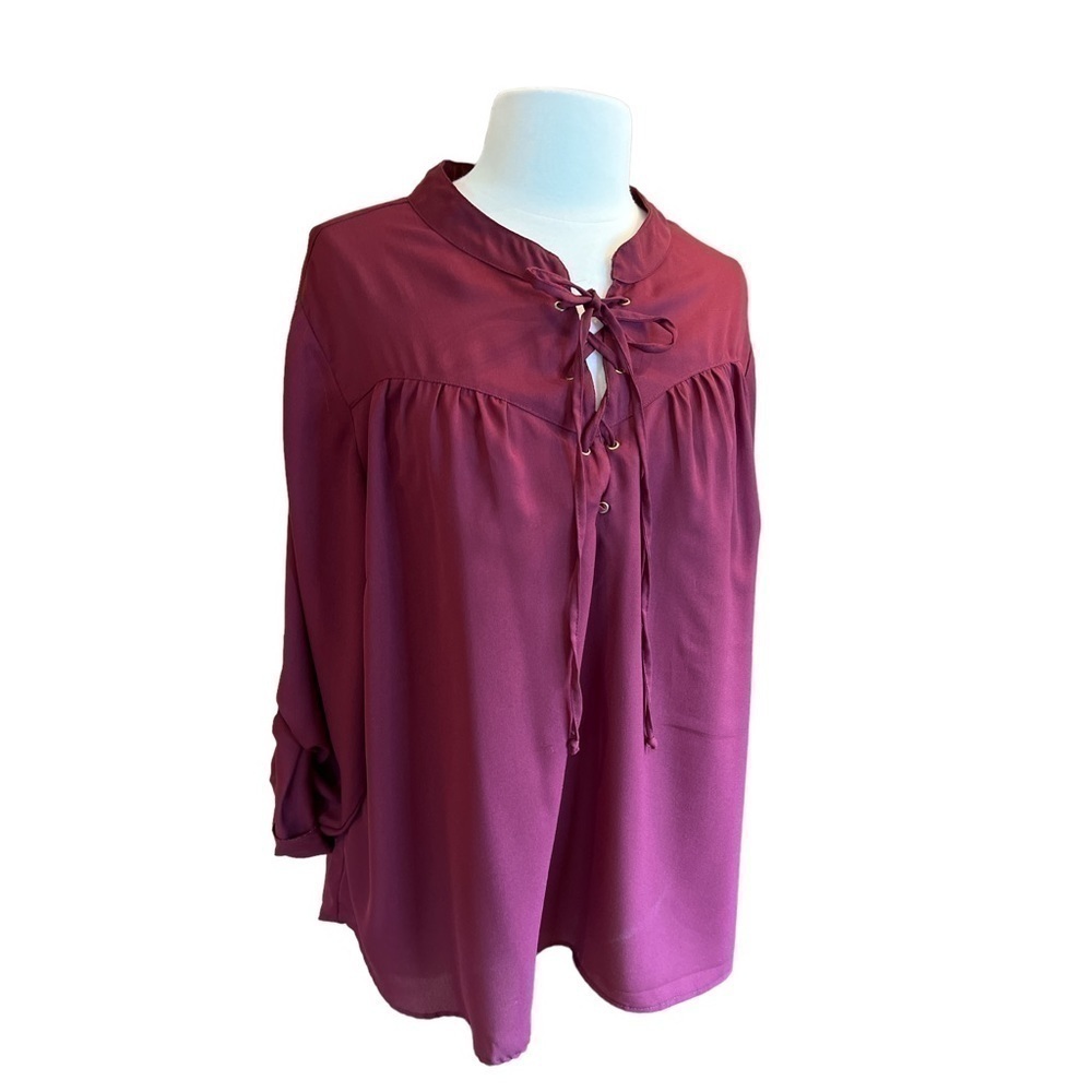 Rue+ Open V With Tie Up Yoke and Tab sleeves Flowy Fit Wine Red size 2X